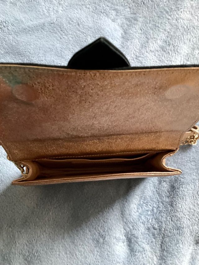 Bolsa de piel