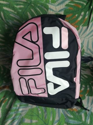 MOCHILA FILA ROSA NEGRA BOLSO BOLSA DEPORTE de segunda mano por 25 EUR en  Gijón en WALLAPOP