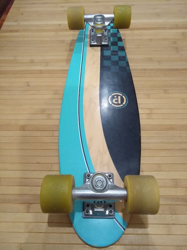 Skateboard