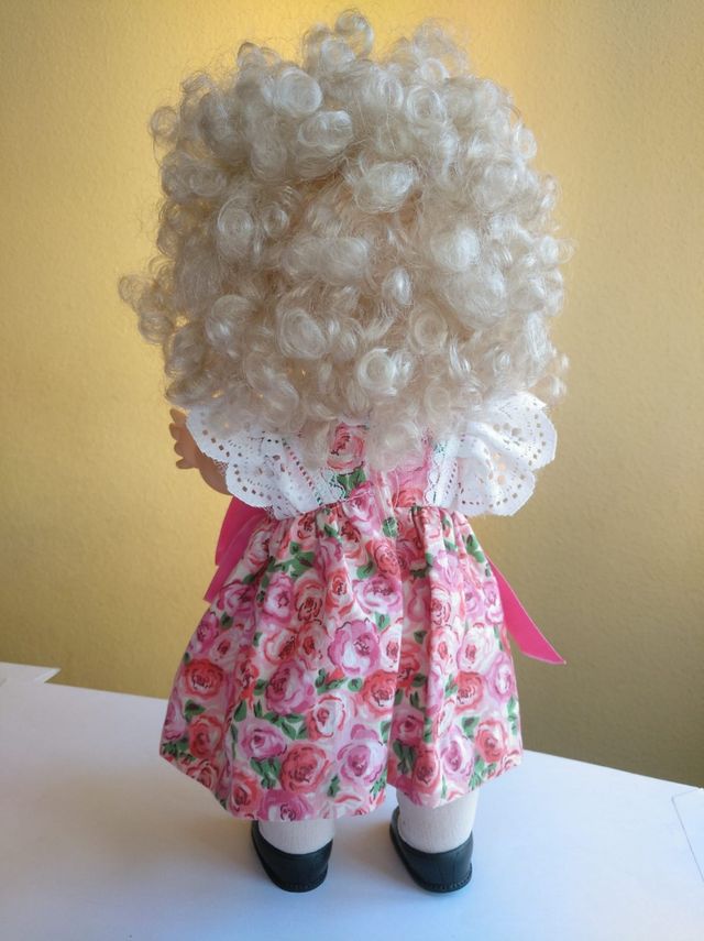 Muñeca tienda Así Madrid. Original