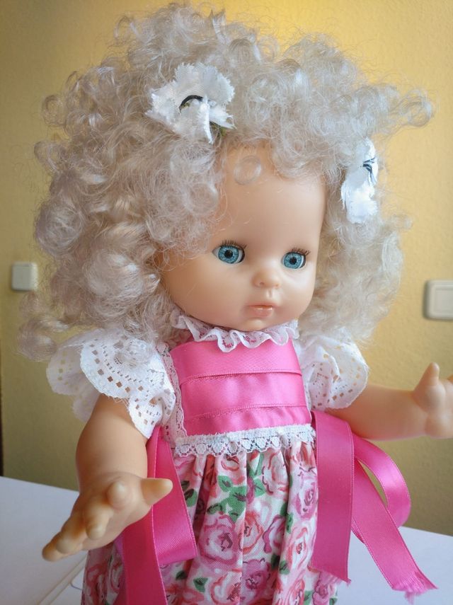 Muñeca tienda Así Madrid. Original