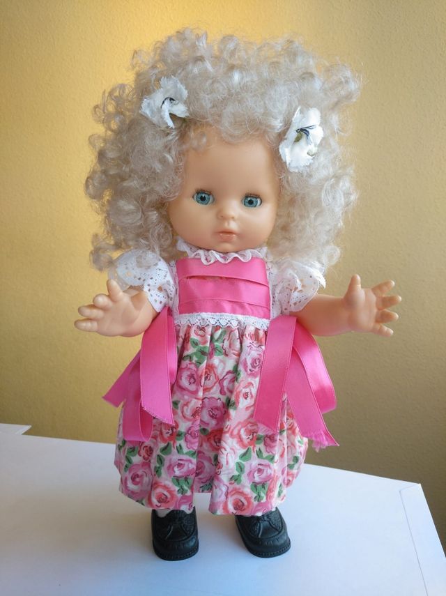 Muñeca tienda Así Madrid. Original