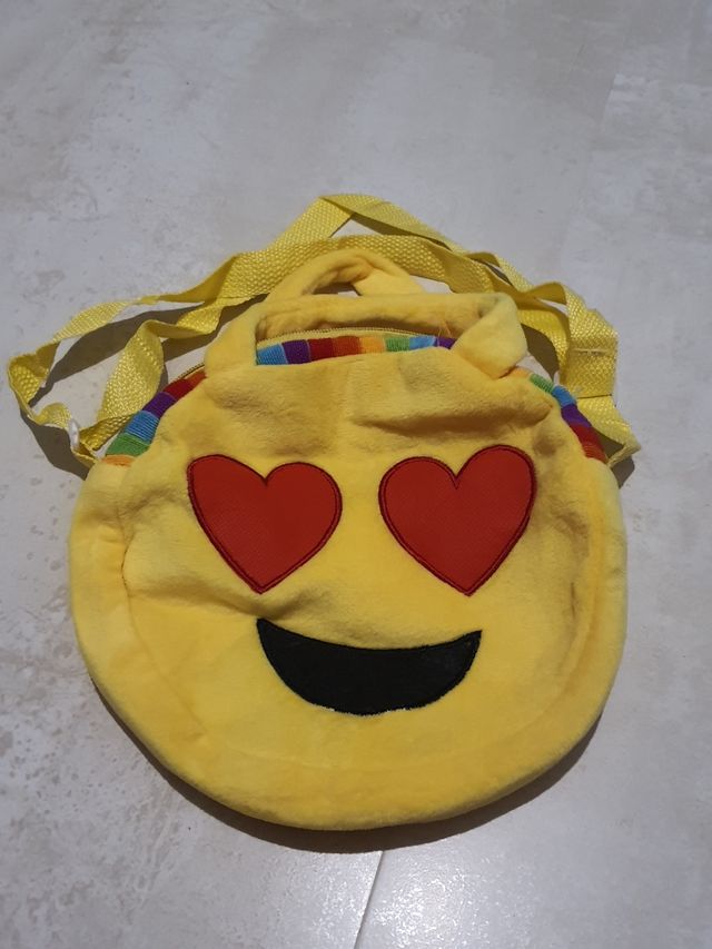 Bolso niña emoji