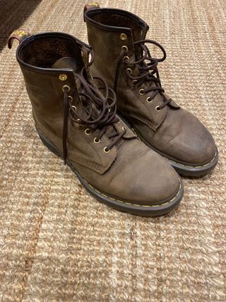 dr martens marrones 60