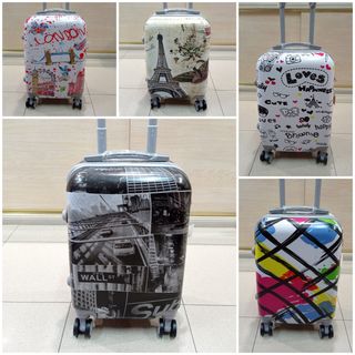 Maletas de cabina Decoradas de segunda mano por 34,95 EUR en Madrid en  WALLAPOP