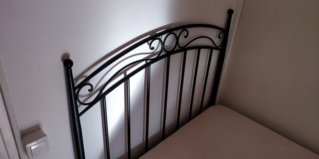 cabezal cama hierro pintado en negro ikea