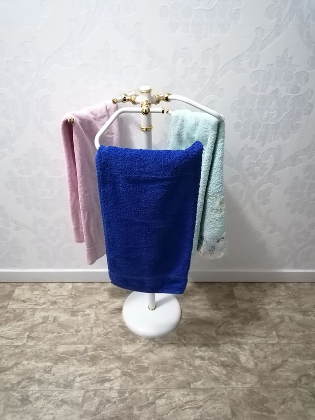 Toallero en Muy Buen Estado