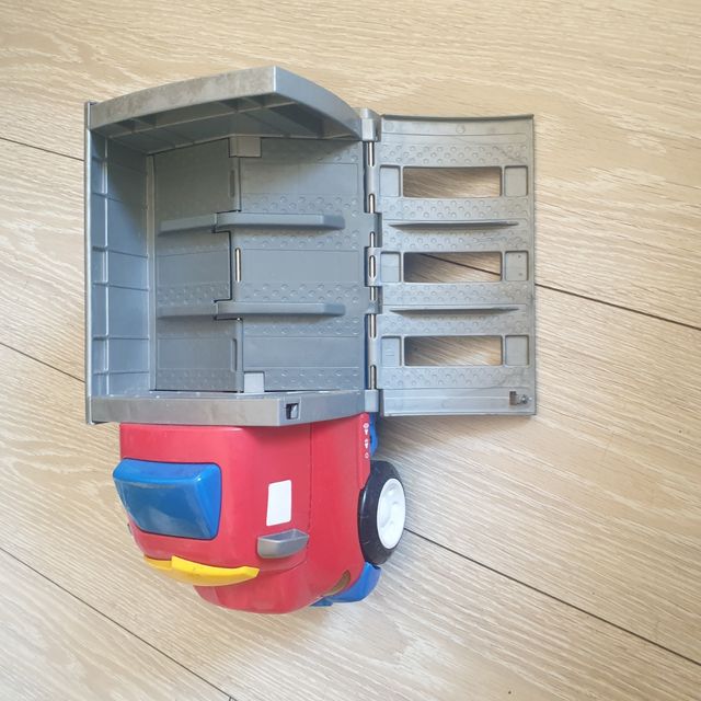 Juguete Fisher Price niño camión