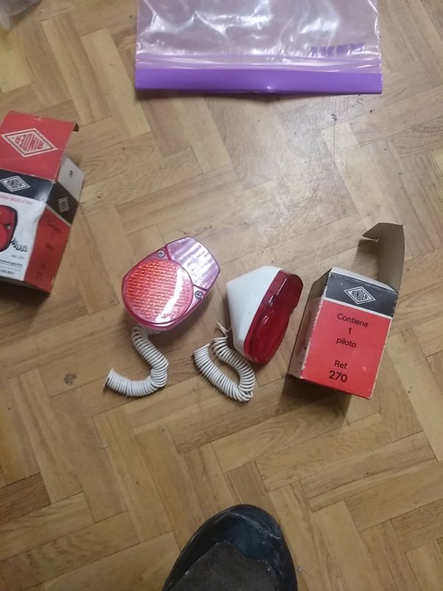 Rinder piloto trasero para bicicletas