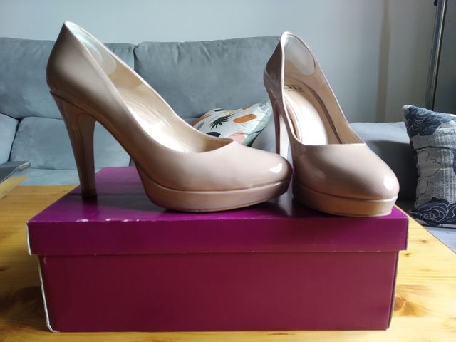 zapatos tacón Grupo Diez color nude 39