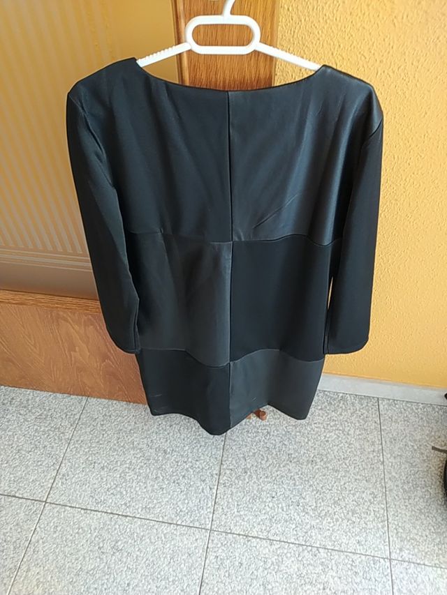 vestido de polipiel