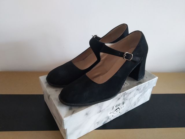 zapatos tacón negros