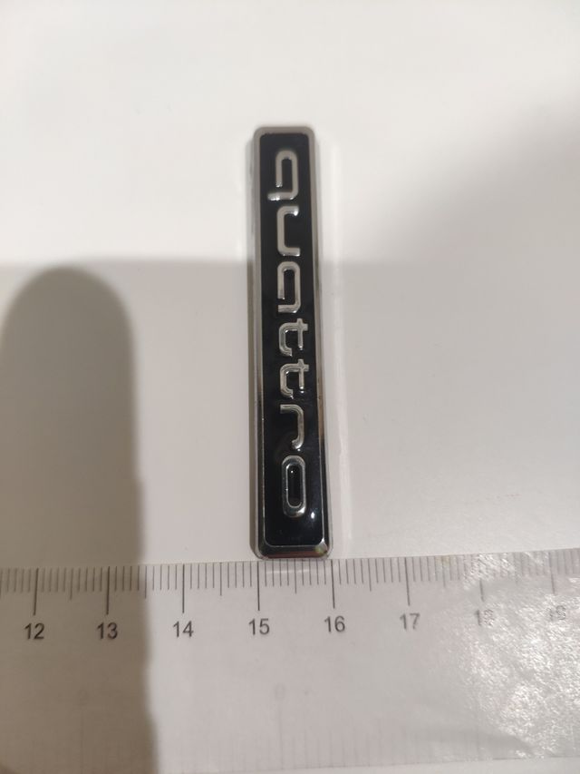 Emblema Audi QUATTRO