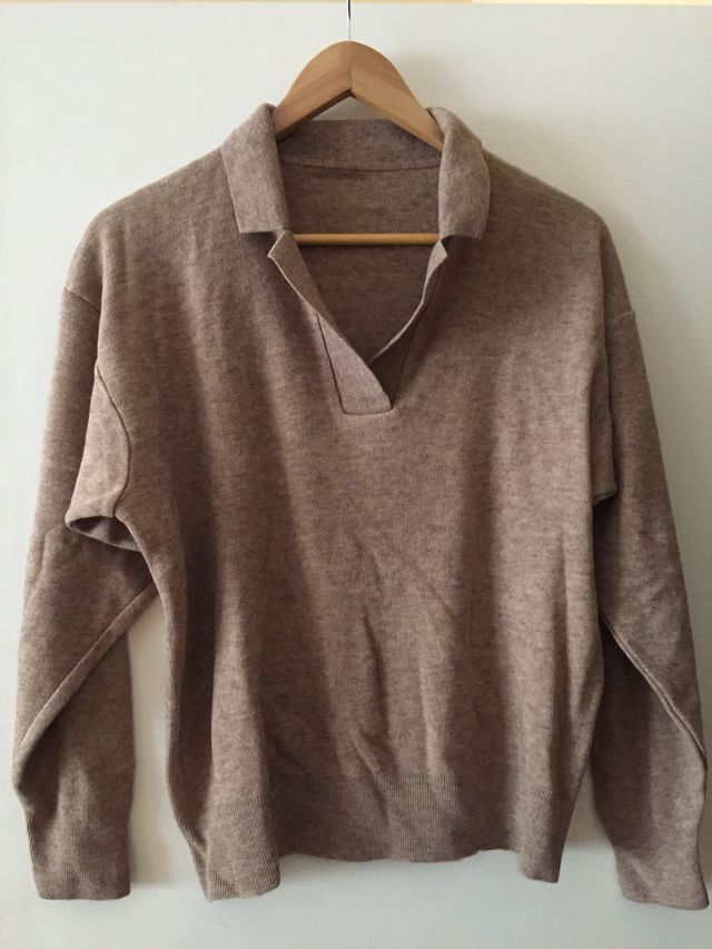 Varios:Chaquetas-2, jerséis-2 y chaleco-1