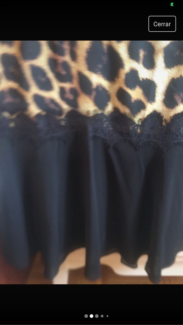 Tops marca Guess. Nuevo