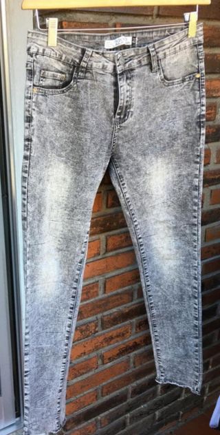 Inside vaqueros mujer de segunda mano por 16 EUR en Leganés en WALLAPOP