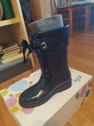 Katiuskas bota de agua Igor de segunda mano por 15 EUR en Sarriguren en  WALLAPOP