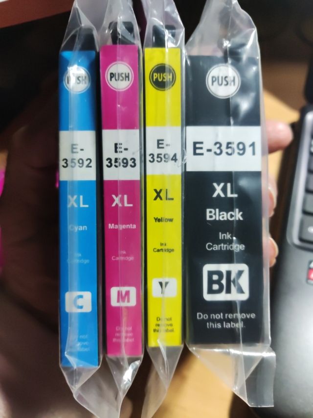 Cartuchos de tinta EPSON  C13T35914010. Los 4 