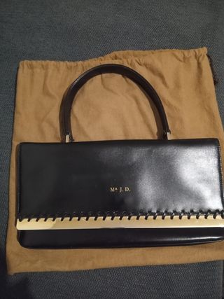 Bolso negro Loewe vintage de segunda mano por 100 EUR en Madrid en WALLAPOP