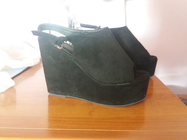 cuña con tacon y plataforma