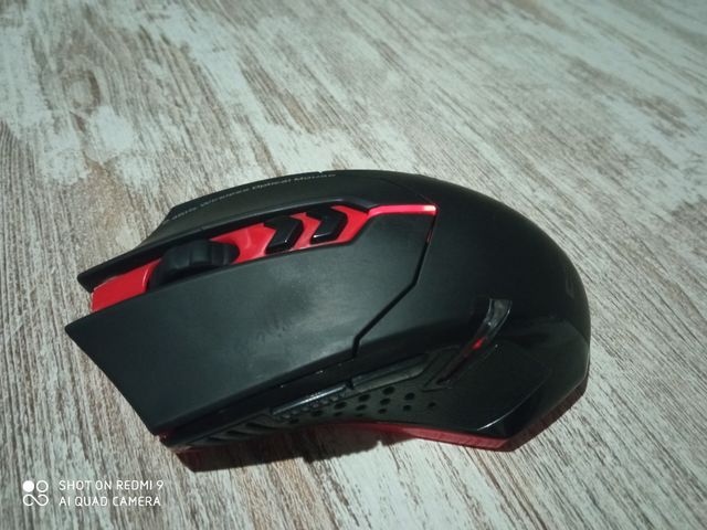 ratón inalámbrico gamer