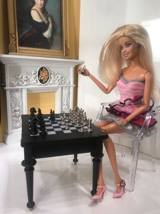 Ajedrez miniatura para Barbie