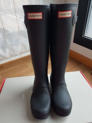 Num. 36. Botas HUNTER de segunda mano por 100 EUR en Burgos en WALLAPOP