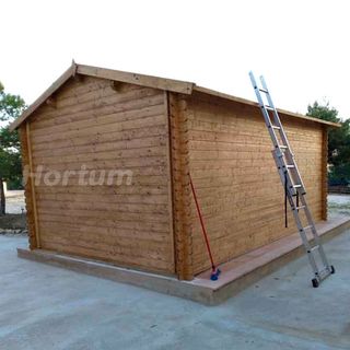 Garage prefabbricato in legno. 350x520cm