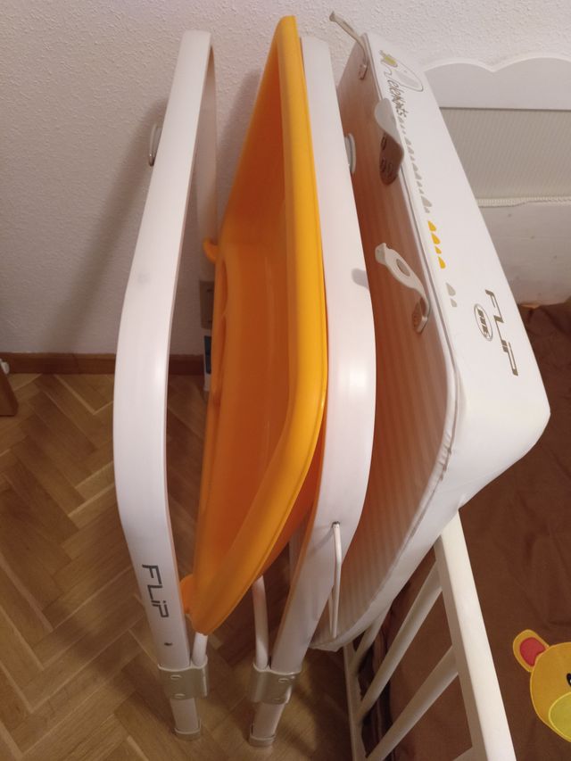 Cambiador y bañera Jané FLIP