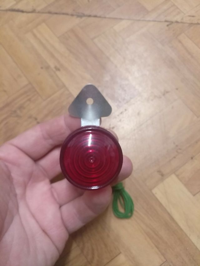 Piloto trasero para bicicleta