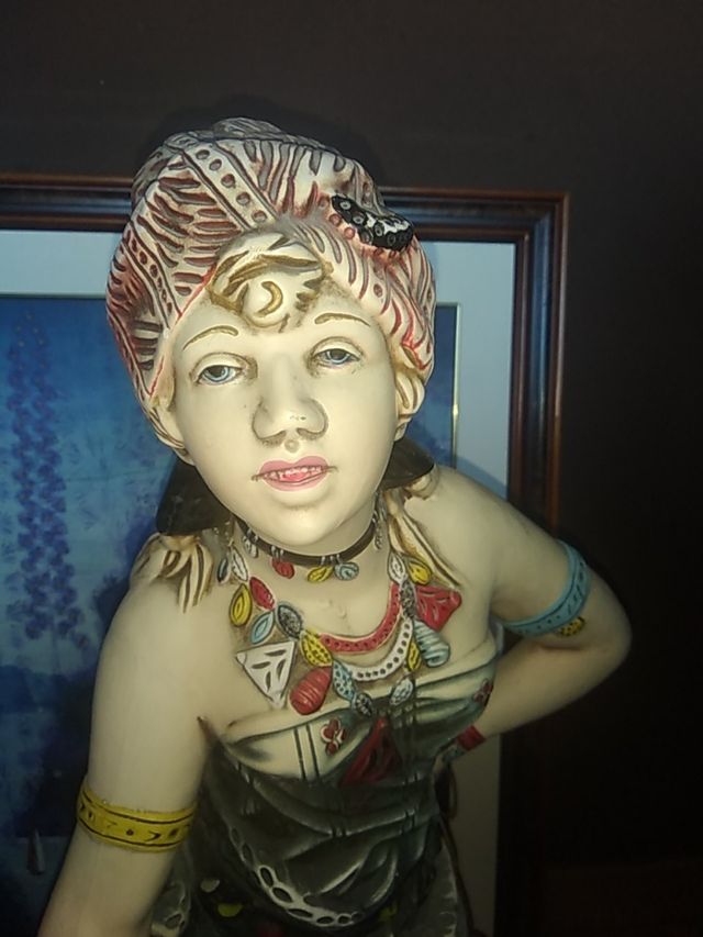 FIGURA ANTIGUA años 60