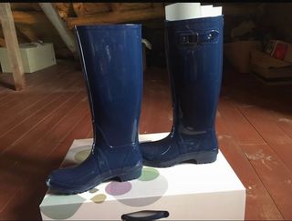 Botas mujer Igor de segunda mano por 30 EUR en Abegondo en WALLAPOP
