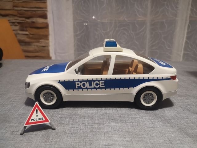 Comisaría y coche de policía Play Mobil