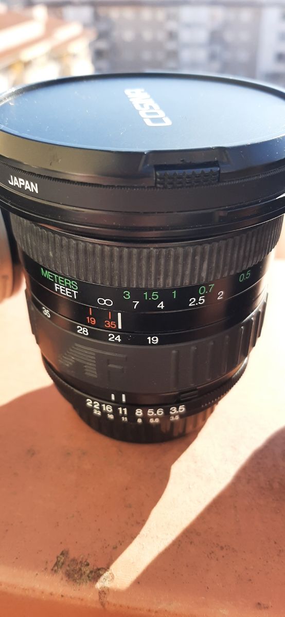 Máquinas de fotografiar i objetivos