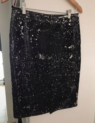 Falda Zara lentejuelas M de segunda mano por 20 EUR en León en WALLAPOP