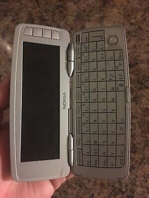 Nokia 9300 Smartphone