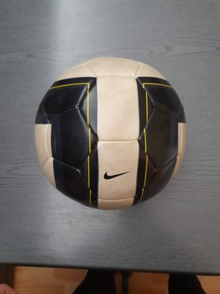 Balon Nike - Serie A 2006\\/07 de segunda mano por 18 EUR en Miguelturra en  WALLAPOP