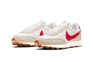 NIKE DAYBREAK BLANCAS de segunda mano por 45 EUR en Alicante en WALLAPOP
