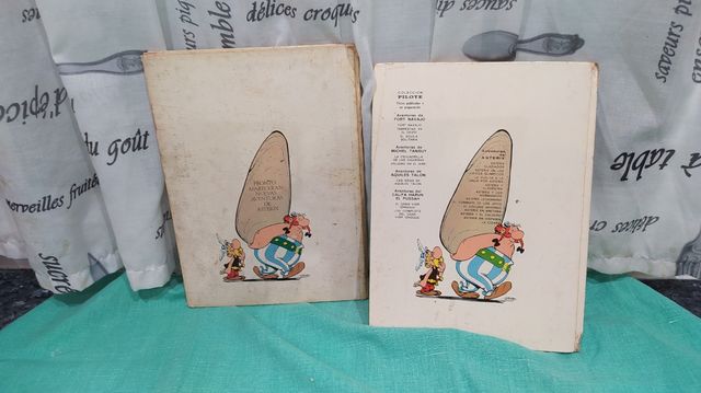 2 libros Astérix