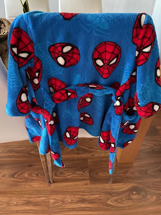 Albornoz infantil 2-3 años Spiderman