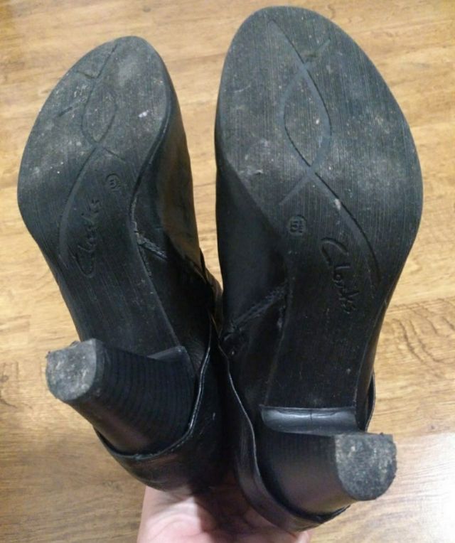 Botas negras  talla 38.5