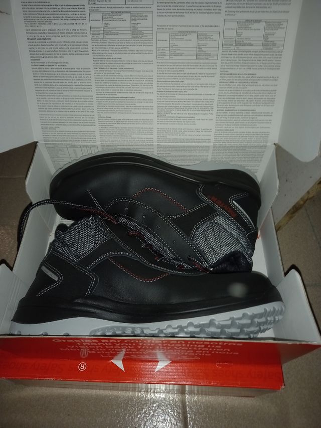 OFERTA ZAPATO/BOTA SEGURIDAD N°44