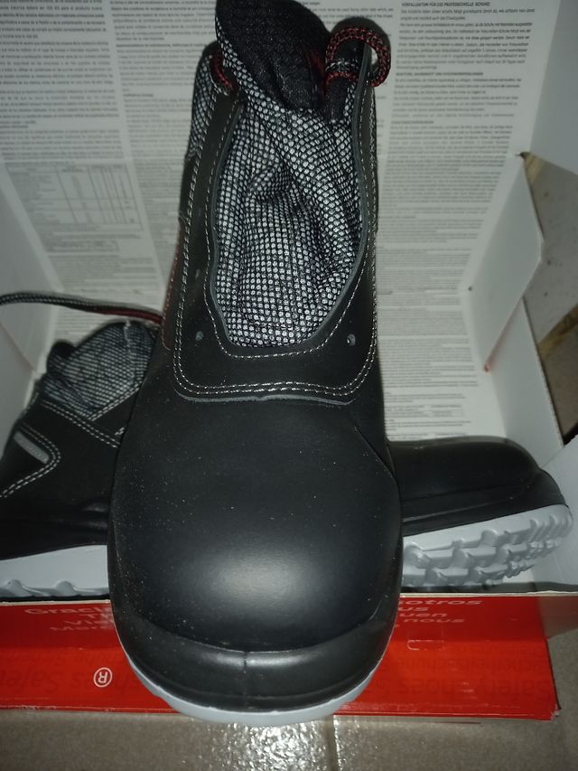 OFERTA ZAPATO/BOTA SEGURIDAD N°44