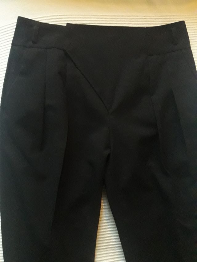 Pantalón traje mujer negro Zara cruzado