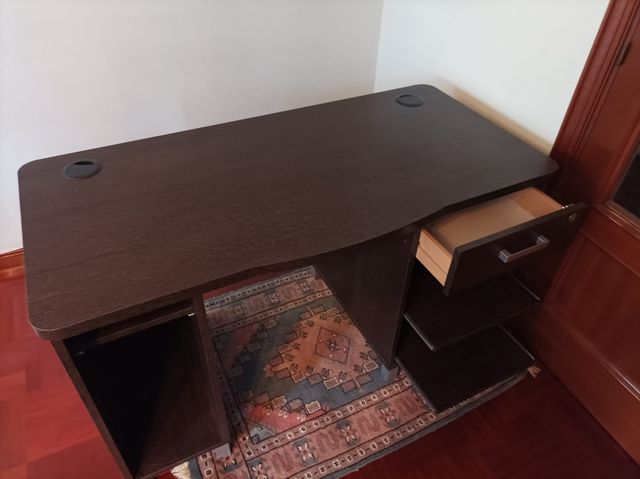 Mesa de ordenador y escritorio de alta calidad