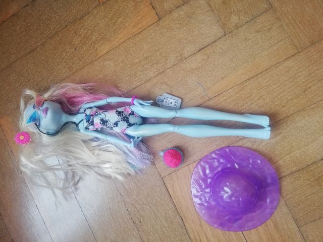 Monster High Abbey Skull Island