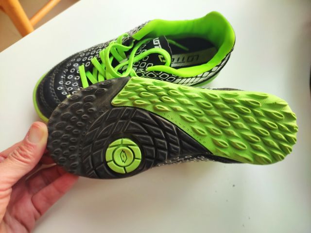 scarpe calcetto  bambino