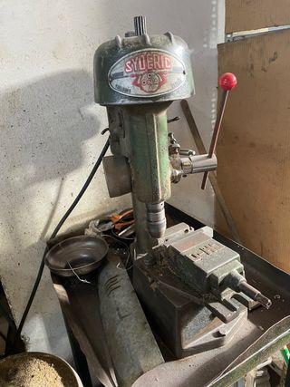 Taladro de sobremesa de segunda mano en Valencia en WALLAPOP