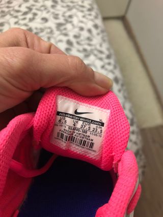 Nike mujer de segunda mano por 10 EUR en Alcorcón en WALLAPOP
