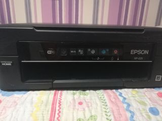 Impresora Epson Expression Home XP-225 de segunda mano por 80 EUR en  Almería en WALLAPOP